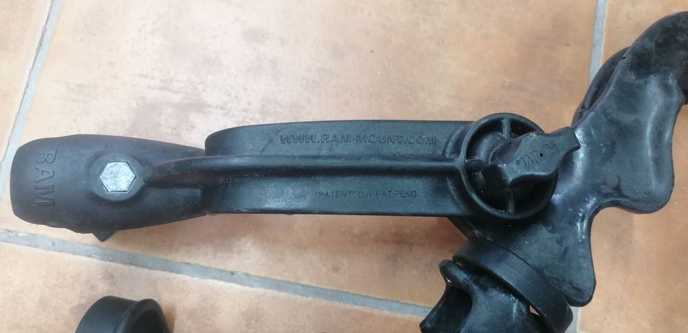 Caneiros RAM Mounts