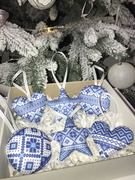 Новорічні іграшки Вишиванка Українські Патріотичні фетр Ручна робота