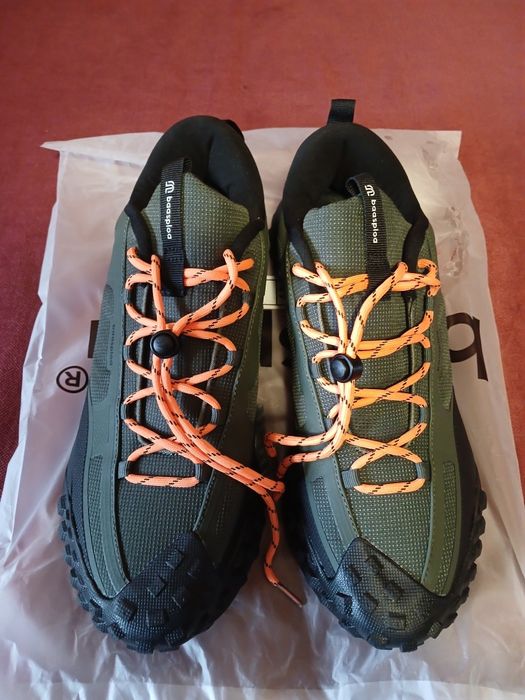 Мужские кроссовки