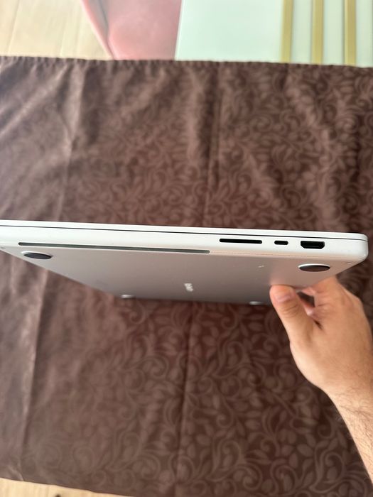Macbook Pro 16 M1 Pro 2021