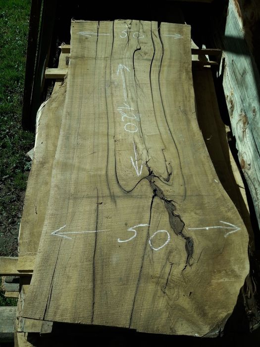 Слеб, Дошка, Горіх