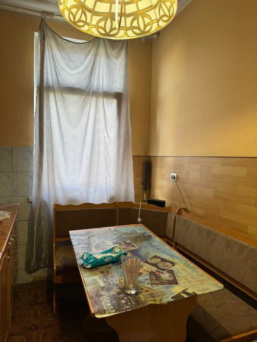 1 кімнатна квартира, м. Рава-Руська ( центр )