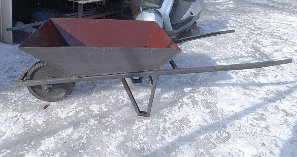 Тачка  будівельна  міцна надійна