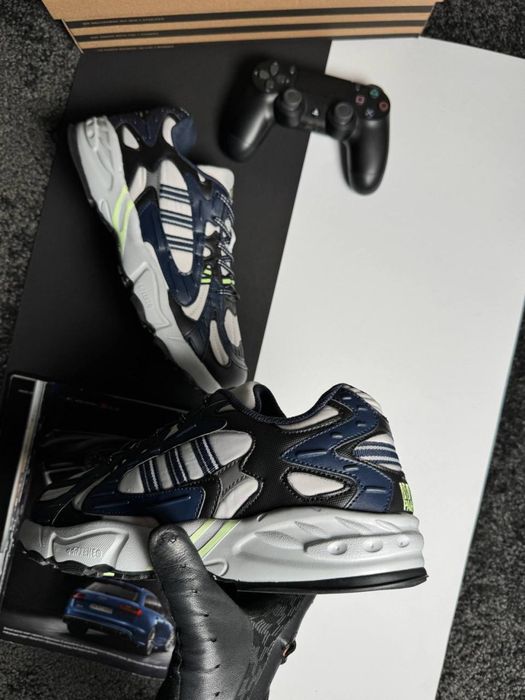 Чоловічі кросівки адідас Adidas Ivy Park Savage V4 Navy Black White [41-46]
