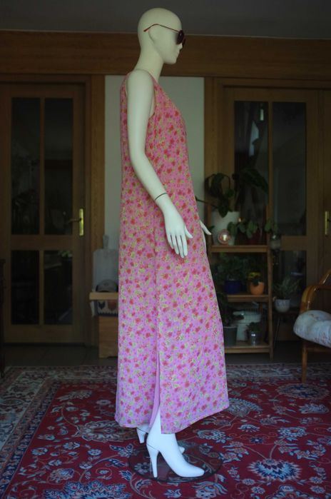 różowa długa sukienka maksi kwiaty łączka Sigrid Olsen kawaii harajuku