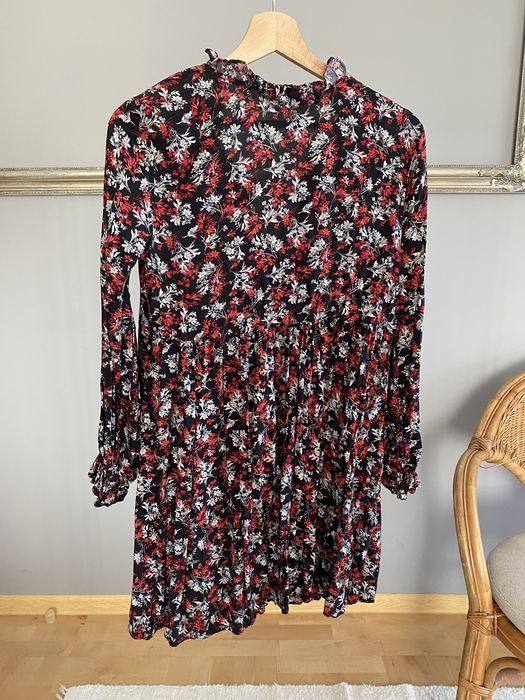 Sukienka mini Zara S36 w kwiaty chrzest komunia dekold V