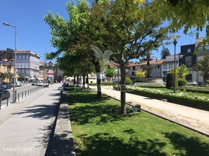 Apartamento T3 no centro histórico de Braga