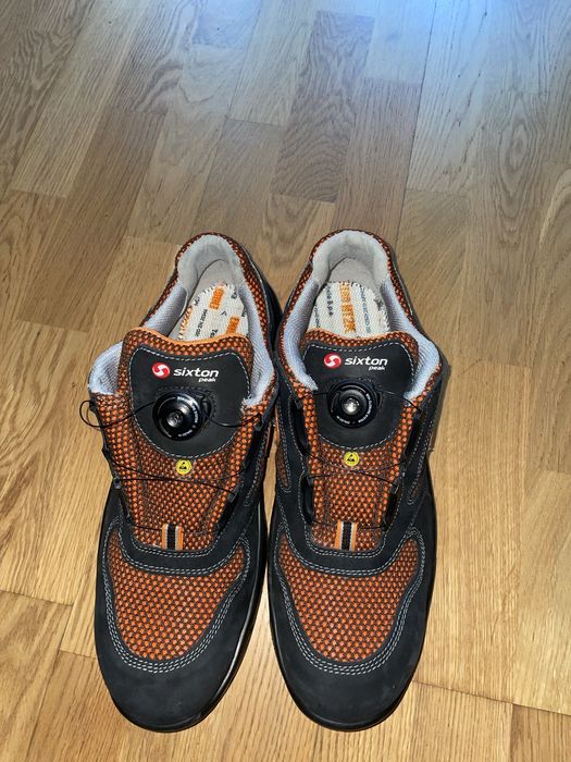 Sixton peak maspica ( захисні ботинки) .