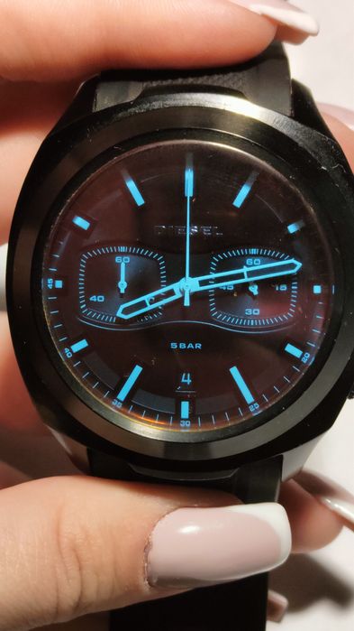 Продам оригінальний годинник Diesel DZ-4493 (ПОКУПАЛИСЬ за 10000грн)