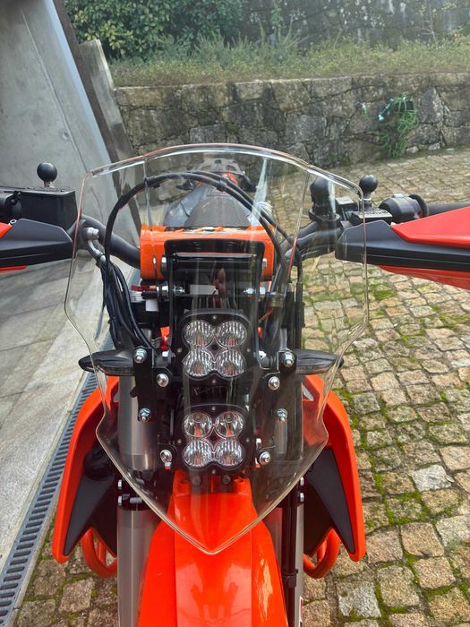 Vendo KTM 690 Enduro 2023 1 Registo 2.100 Kms