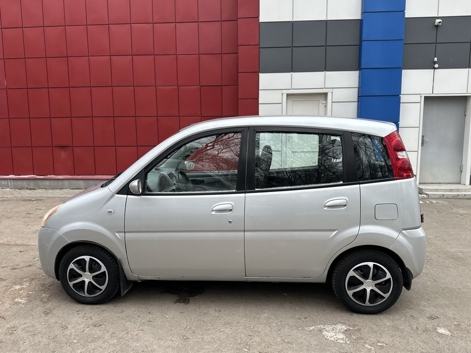 Продам машину в рідній фарбі з мінімальним пробігом 30 тис км