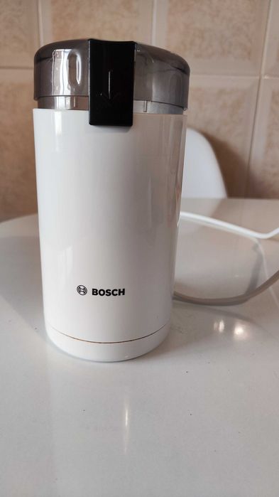 Pack Delonghi Stilosa + Moinho + Brindes