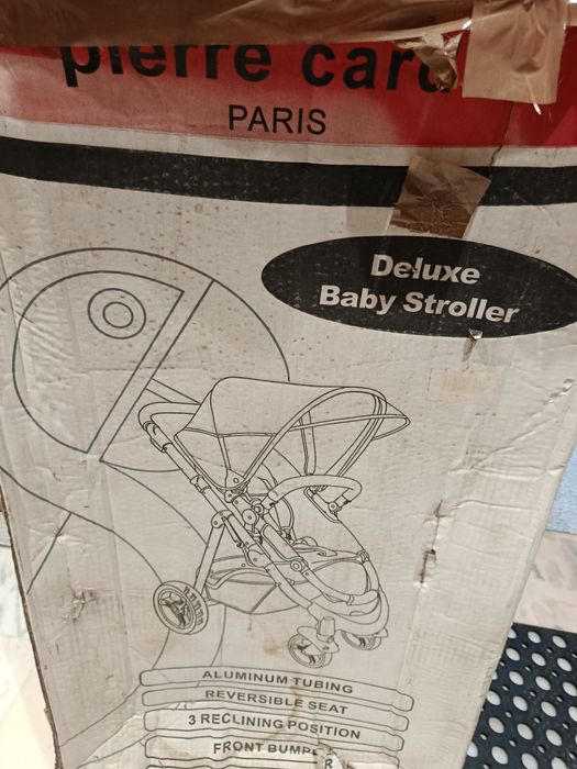 Carrinho de bebé Pierre Cardin