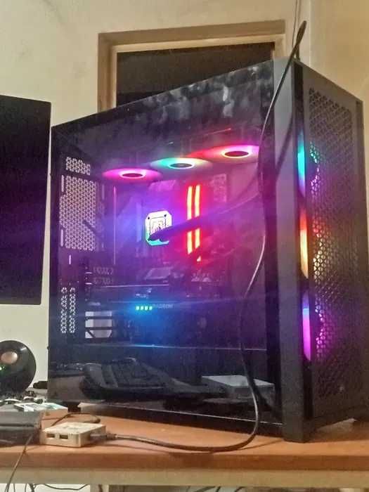 pc gaming high end - ryzen 7 7800X3D - RTX 5070 - 32GB - 2TB