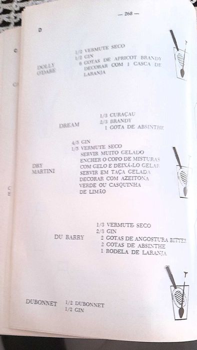 Livro a Prática e Técnica de Bar de António V. Traquete (Tótó)