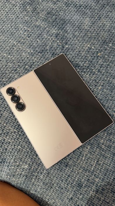 Samsung Galaxy Z Fold 6 256GB Cinza