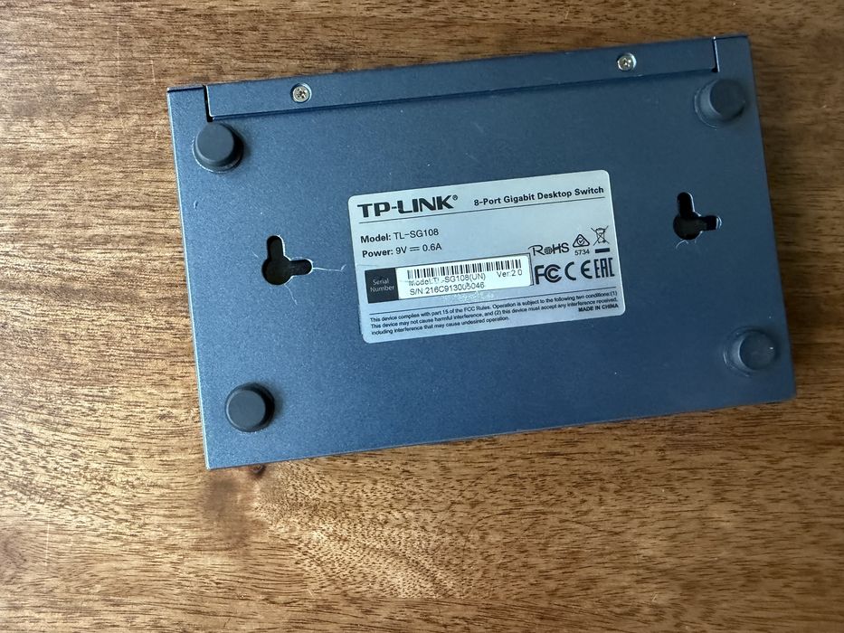 3 x TP-Link TL-SG108