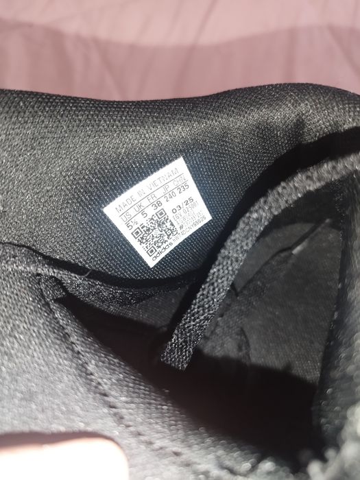 Sapatilhas adidas 38