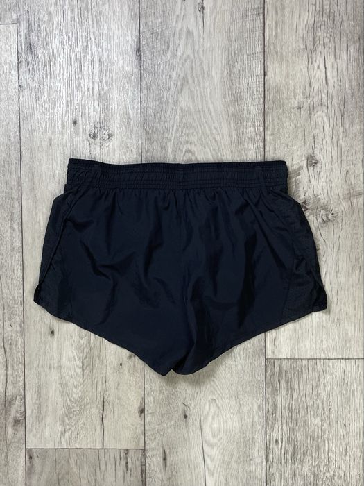 Nike dri-fit шорты S размер женские беговые черные