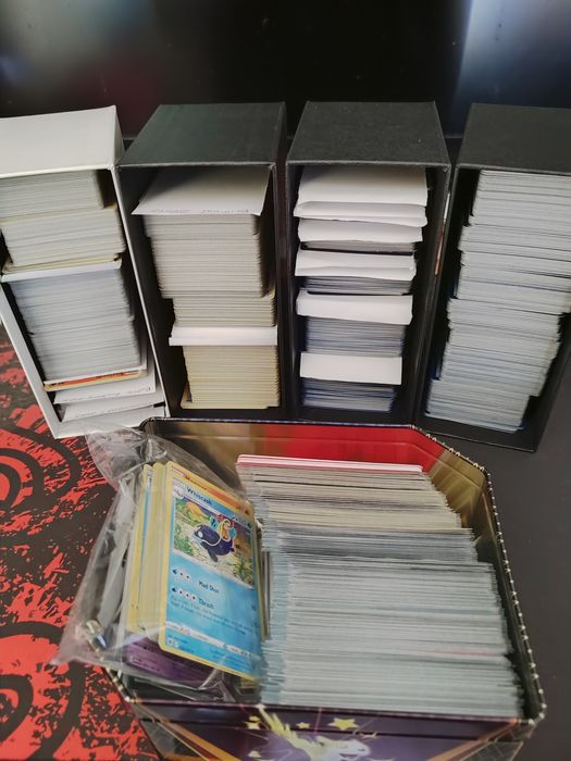 2500+ cartas Pokémon em excelente estado!