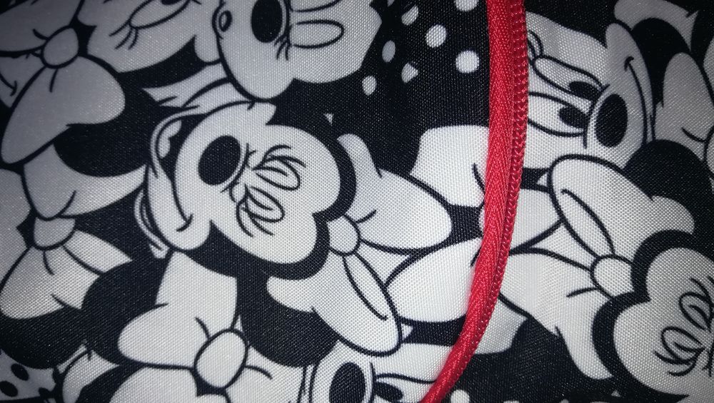 NOVA com ETIQUETA - Mochila Grande Minnie / Disney