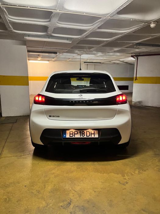 Peugeot e-208 Allure