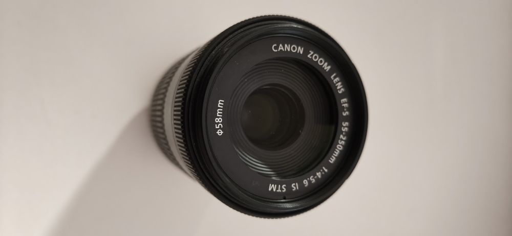 Canon EF-S 55-250mm f/4-5.6 IS STM (como nova)