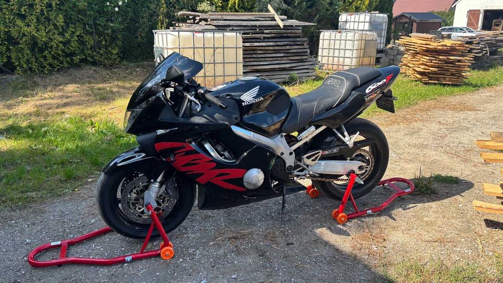 Honda CBR 600 F4 2000 r.