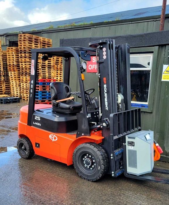 Новий Li-Ion вилковий навантажувач 2.5т/3.6м, кліренс 15см, 80V/280Ah