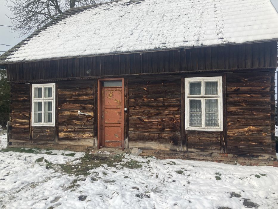 Sprzedam stare drewno z budynku widocznego na zdjęciach