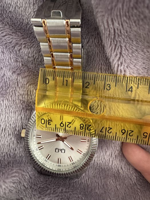 Годинник унісекс. ІДЕАЛЬНИЙ стан