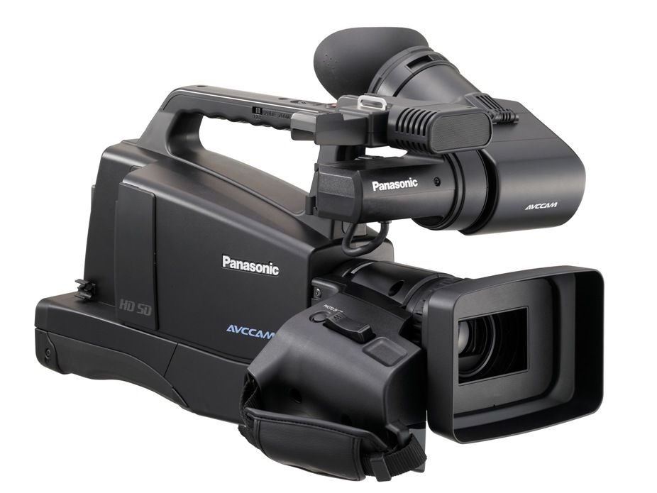 Panasonic AG HMC 84 ( Full HD ) + Кофр