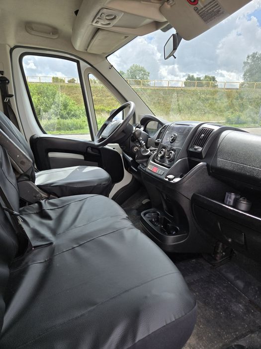 Fiat ducato brygadowka rok 2014  7 osobowa 2.3td mozliwa zamiana