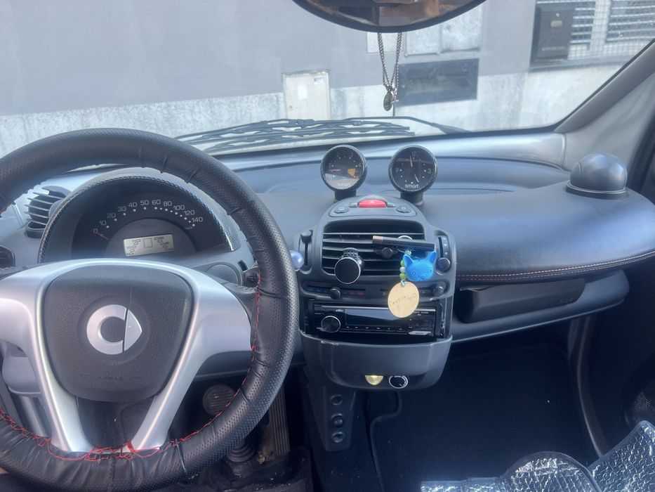 Smart fortwo preto