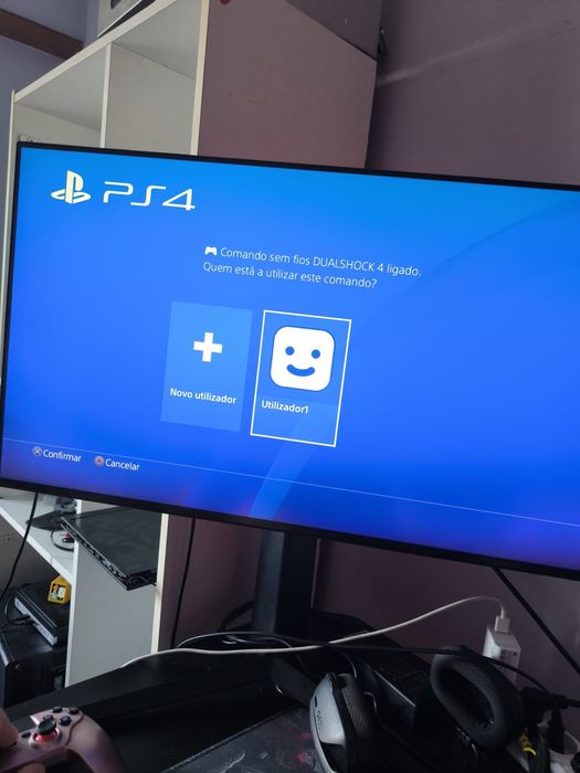 Ps4 com comando 1