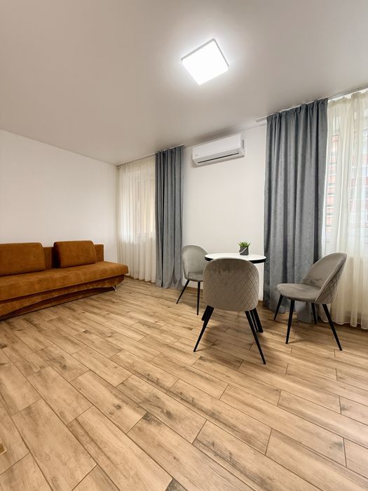 Апартаменти подобово  Центр , біля набережноі