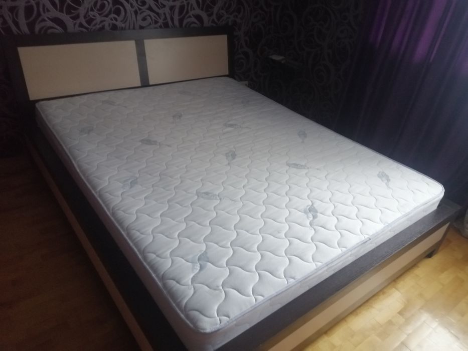 Кровать для спальни 200 на 160.