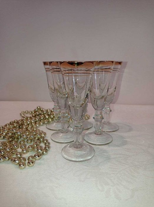 Набір вінтажних чарок з Чехословаччини богемське скло