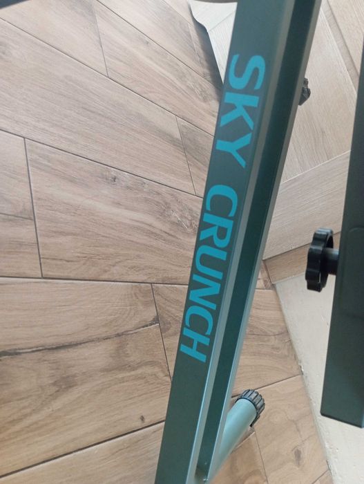 Maszyna do ćwiczeń Sky Crunch