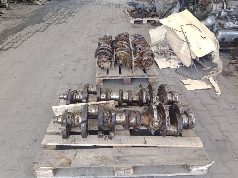 Вал коленчатый ЯМЗ-238 новый, хранение СССР коленвал