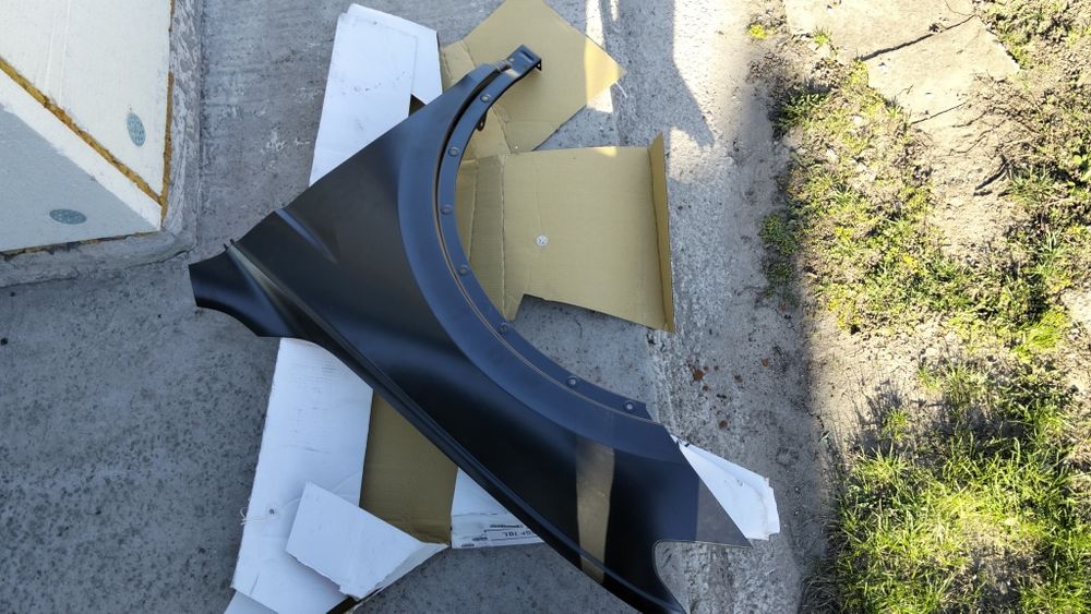 Продам новое крыло Тигуан 2