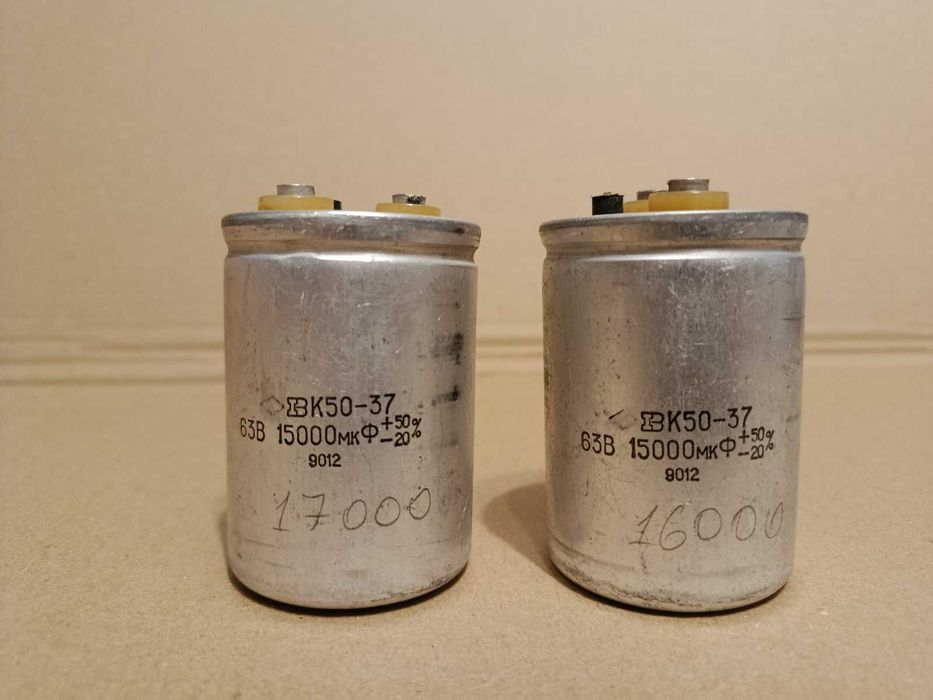 Конденсатор К50-37 15000 мкФх63 В