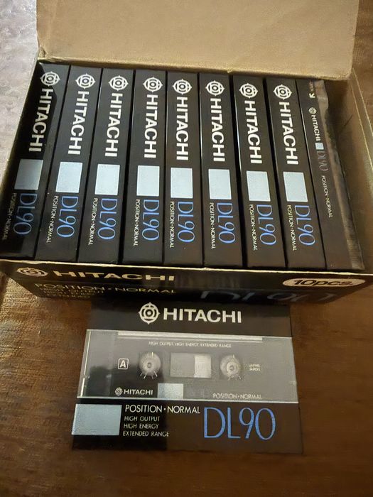 Продам колекційну аудіокасету Hitachi New DL 90