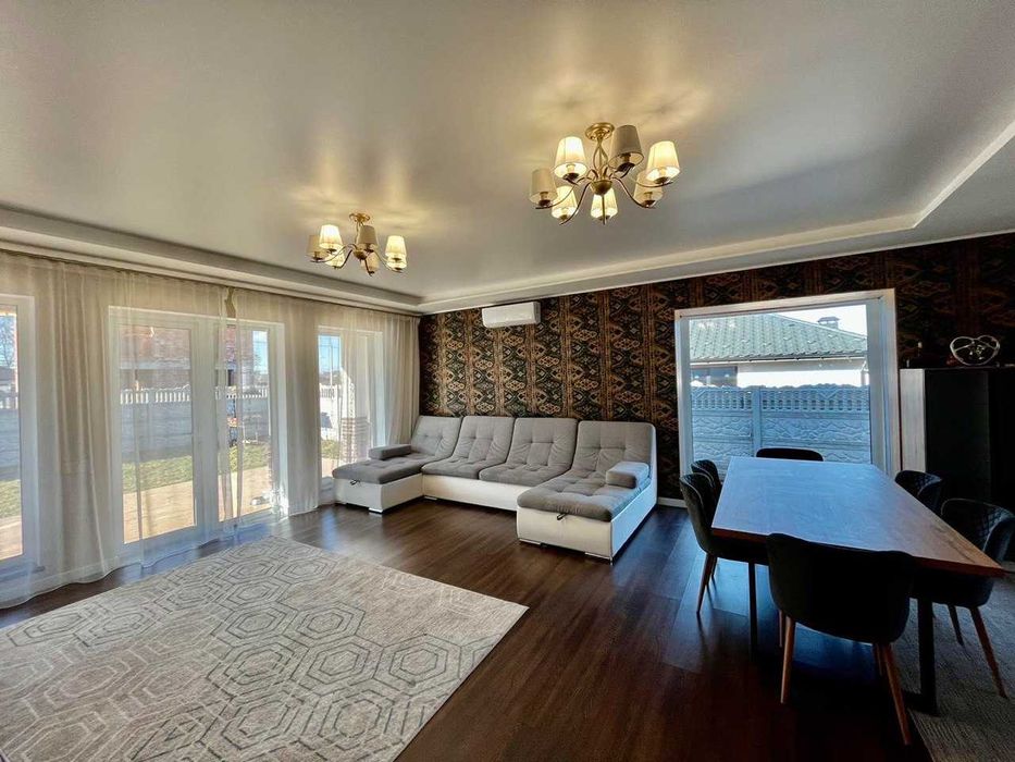 Одноповерховий будинок з ремонтом у новій котеджній забудові Бучі!