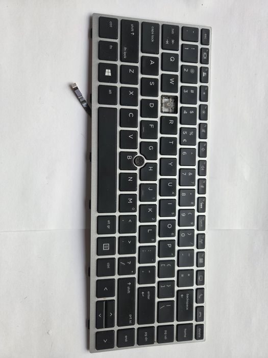 Orginalna klawiatura do laptopa HP ELITEBOOK 840 G5 ( Stan klawiatury nieznany ) Nietestowana ( Brak klawisza patrz zdjęcie )