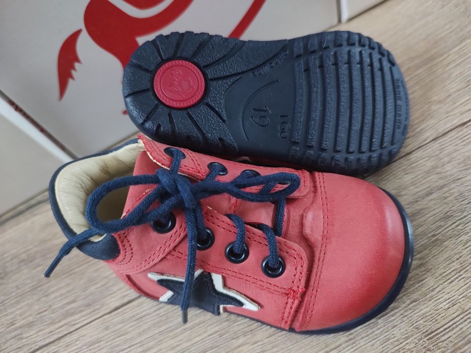 Trzewiki/Roczki Emel 19