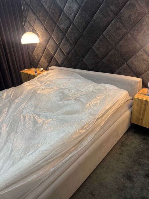 Łóżko 180x200+skrzynia tapicerowane