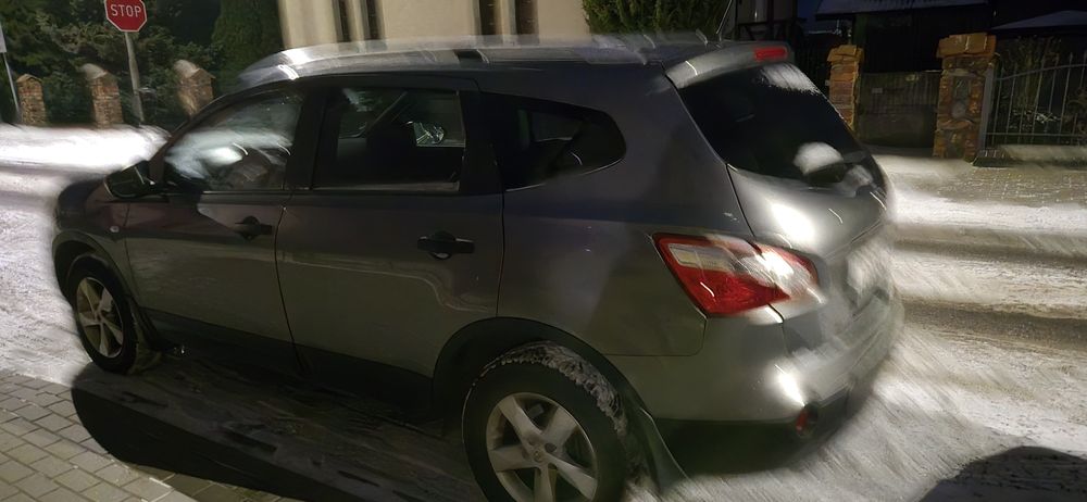 Nissan Qashqai+2