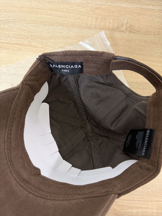 Кепки Balenciaga 2026