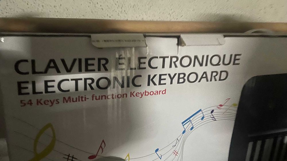 Teclado eletrónico Rock jam RJ- 654  (estado impecável)